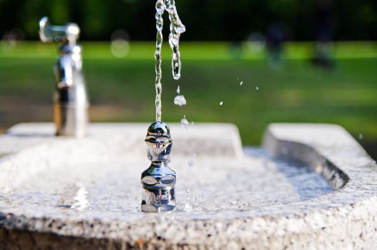 明日の安心は幻か都市伝説か常識を揺るがす家庭用浄水器の新常態