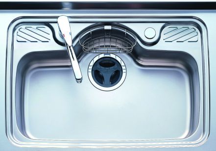 安全なつもりで飲むその一杯本当に大丈夫か家庭崩壊も招く盲点だらけの浄水器選び